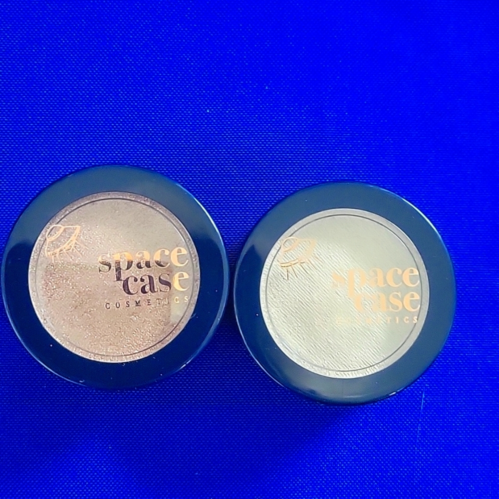 Space Case Cosmetics Colorful Box Set - Picture 3 of 4